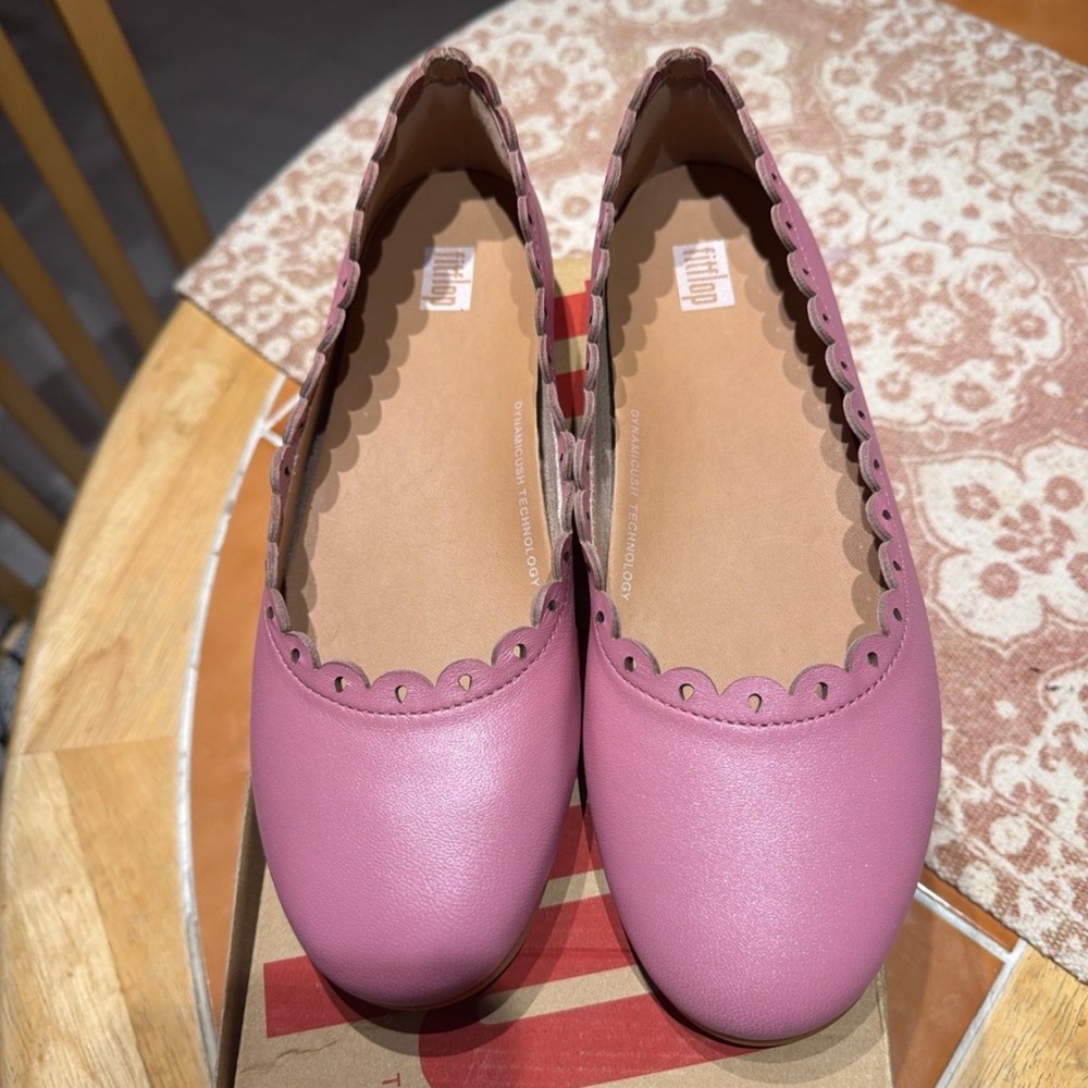 Fitflop Pink Scalloped Flats